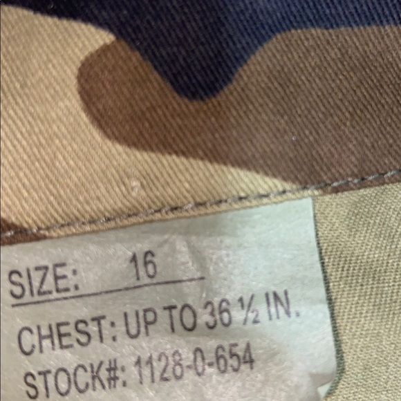 Boys Camo Button Up size 16 - Picture 3 of 7